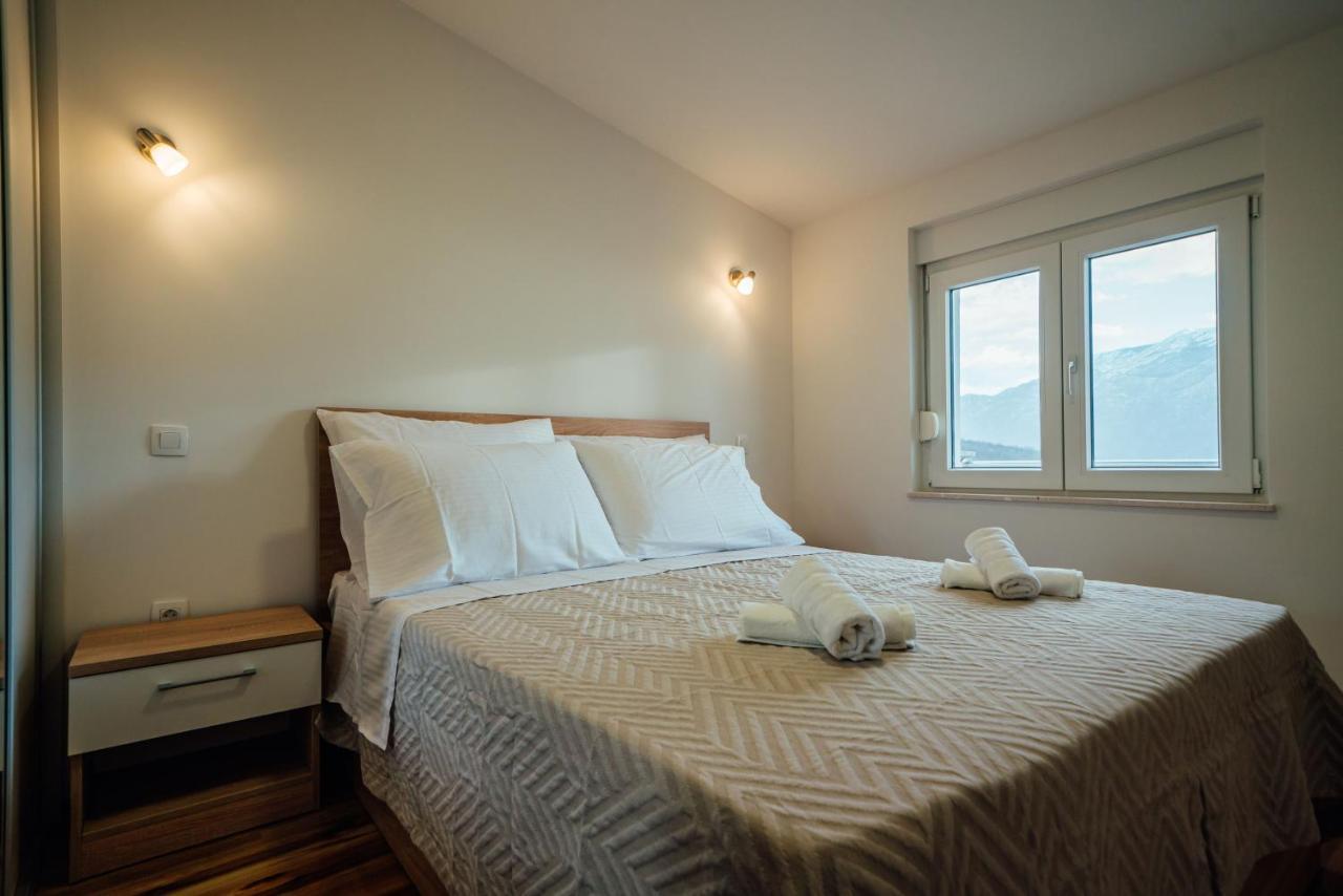 Apartman Mlikota Zagvozd Esterno foto